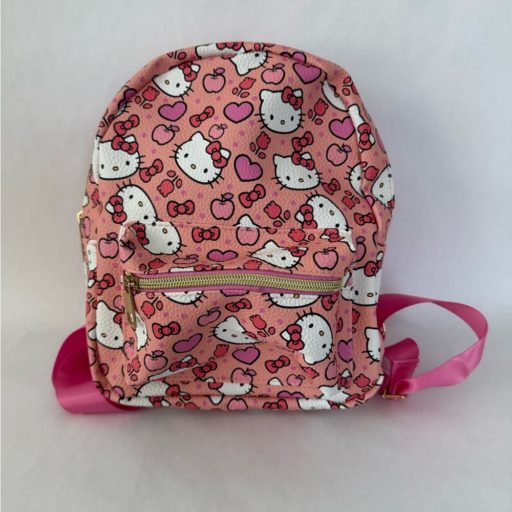 Hello Kitty Heart Patterned Pink Backpack